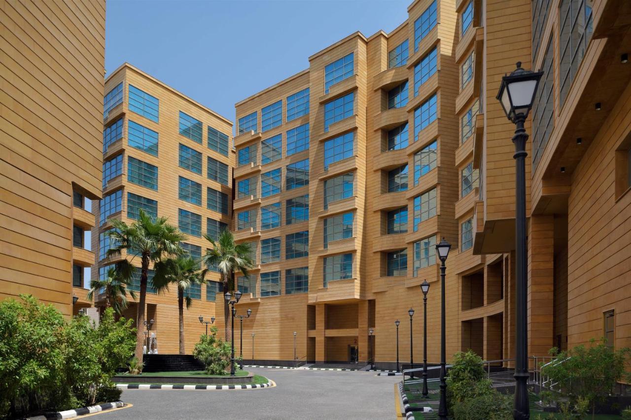 Marriott Executive Apartments Al Khobar Exteriör bild The University Campus