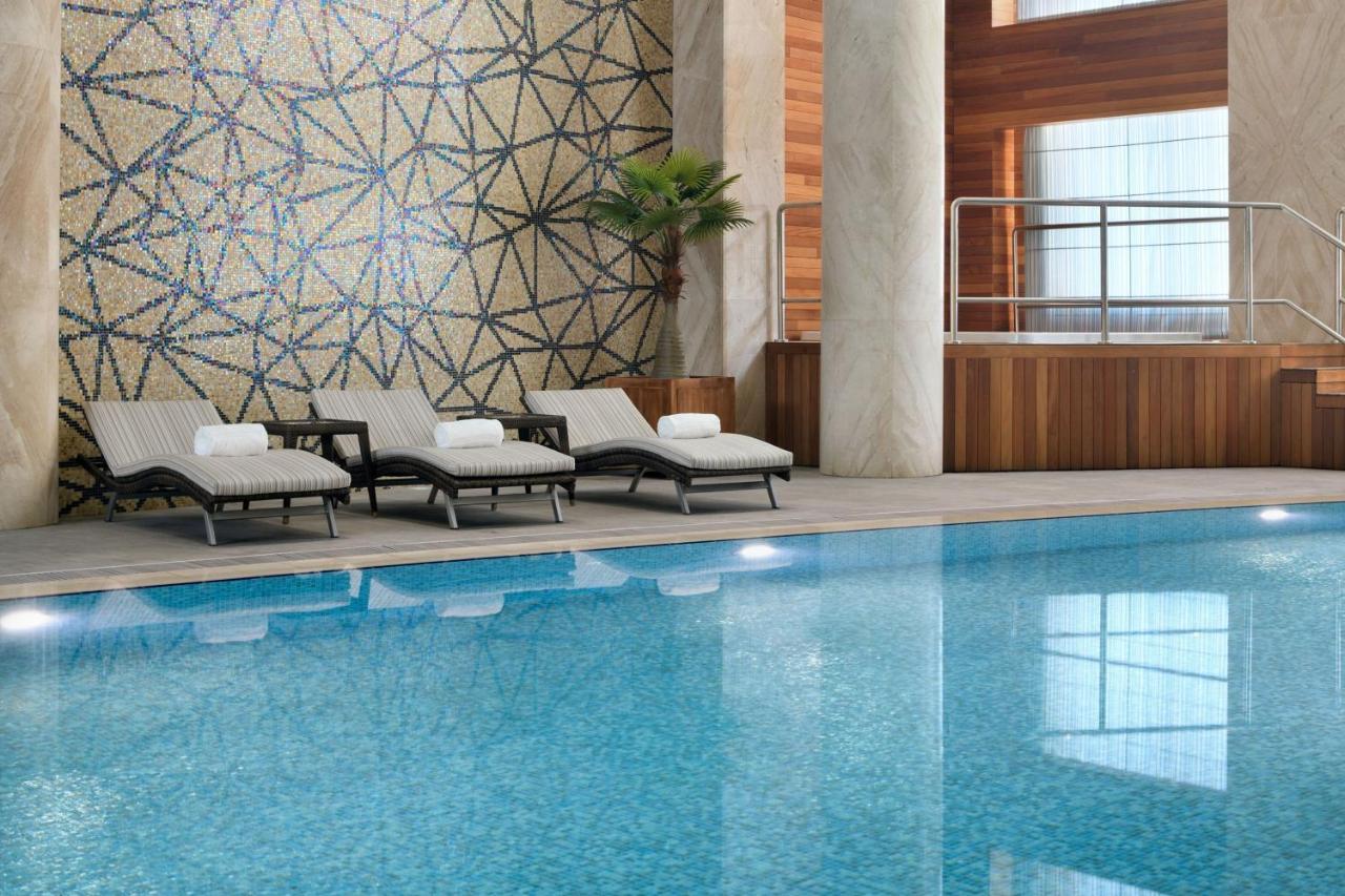 Marriott Executive Apartments Al Khobar Exteriör bild The pool at the spa